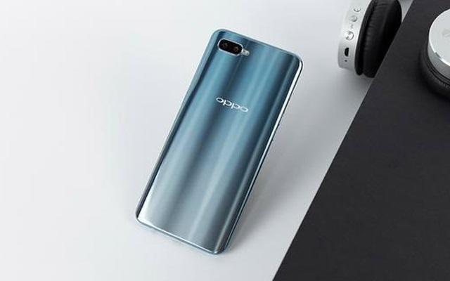 OPPO R15X上市时间与探寻特色小店的神秘之旅