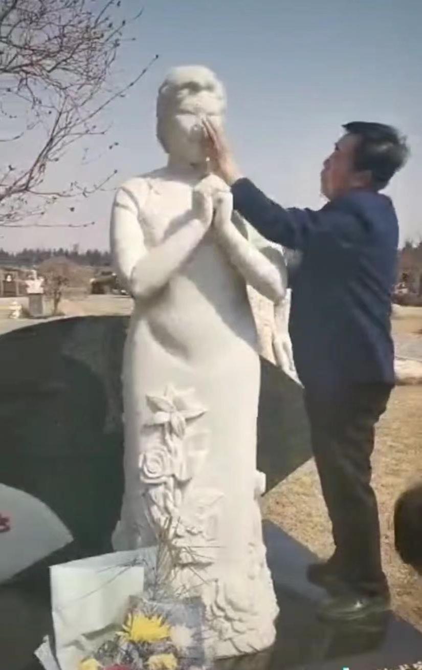最新风水大师坟地视频揭秘，小巷深处的神秘风水小店探索