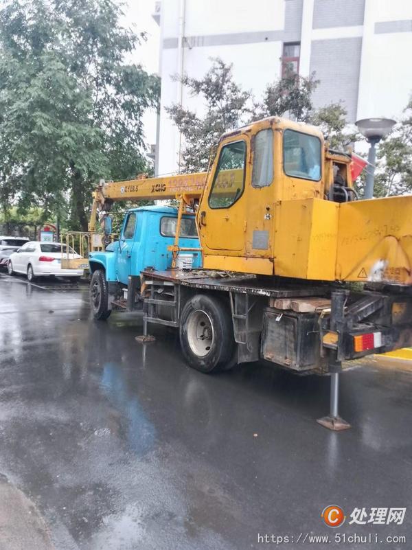 最新活找工程车，与自然美景的轻松之旅启程